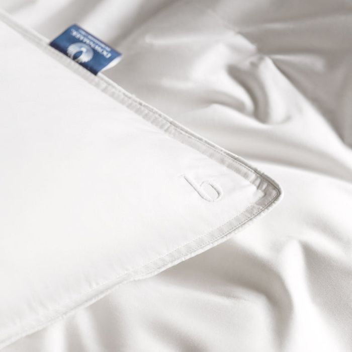 Brooklinen Down Pillow - PDP2 Option[Soft] LIFESTYLE