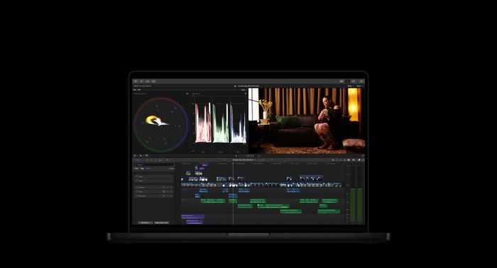 Final Cut Pro - MacBook Pro 14, Music video edit, woman on sofa playing guitar, title of video is Introducing Allie Sherlock