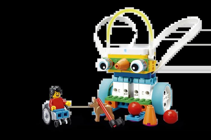 LEGO Education SPIKE Essential - A STEAM set in the elementary classroom